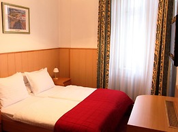 Hotel Corvinus