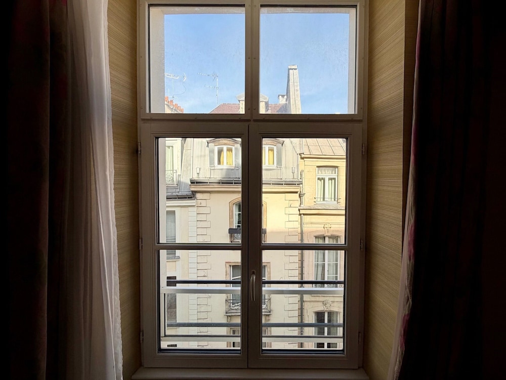 Hotel Saint Honore 85