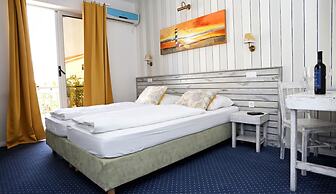Hotel Delfin