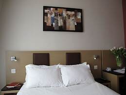 Source Hotel