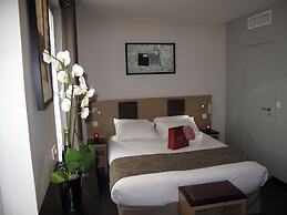 Source Hotel
