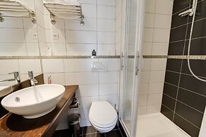 Source Hotel