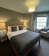 Smugglers Haunt Hotel