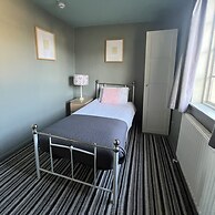 Smugglers Haunt Hotel