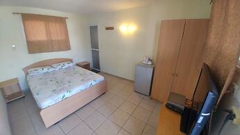 Arava Hostel