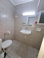 Arava Hostel