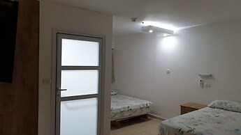 Arava Hostel