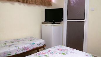 Arava Hostel
