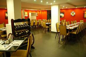Mina Hotel