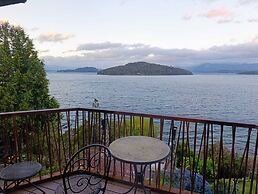 Lirolay Suites