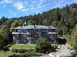 Lirolay Suites