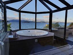 Lirolay Suites