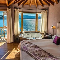 Lirolay Suites