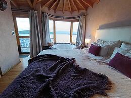 Lirolay Suites