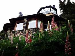 Lirolay Suites