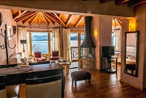 Lirolay Suites