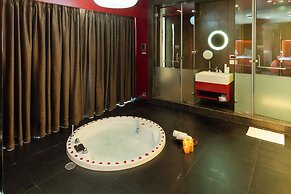Fahrenheit Hotel
