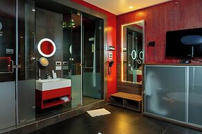 Fahrenheit Hotel