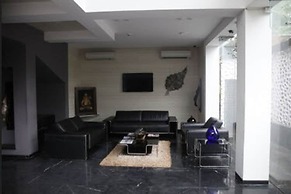 Fahrenheit Hotel