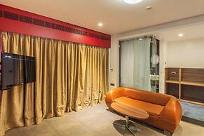 Fahrenheit Hotel
