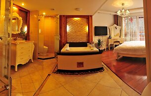Bamboo House Resort