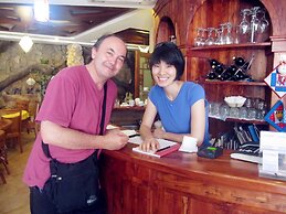 Bamboo House Resort