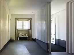 Moure Hotel