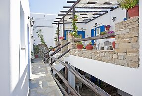 Stefano Apartments