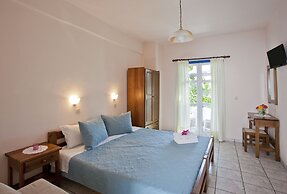 Stefano Apartments