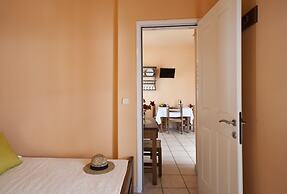 Stefano Apartments