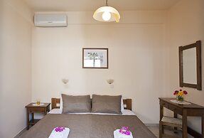 Stefano Apartments