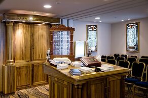David's Harp Hotel and Suits