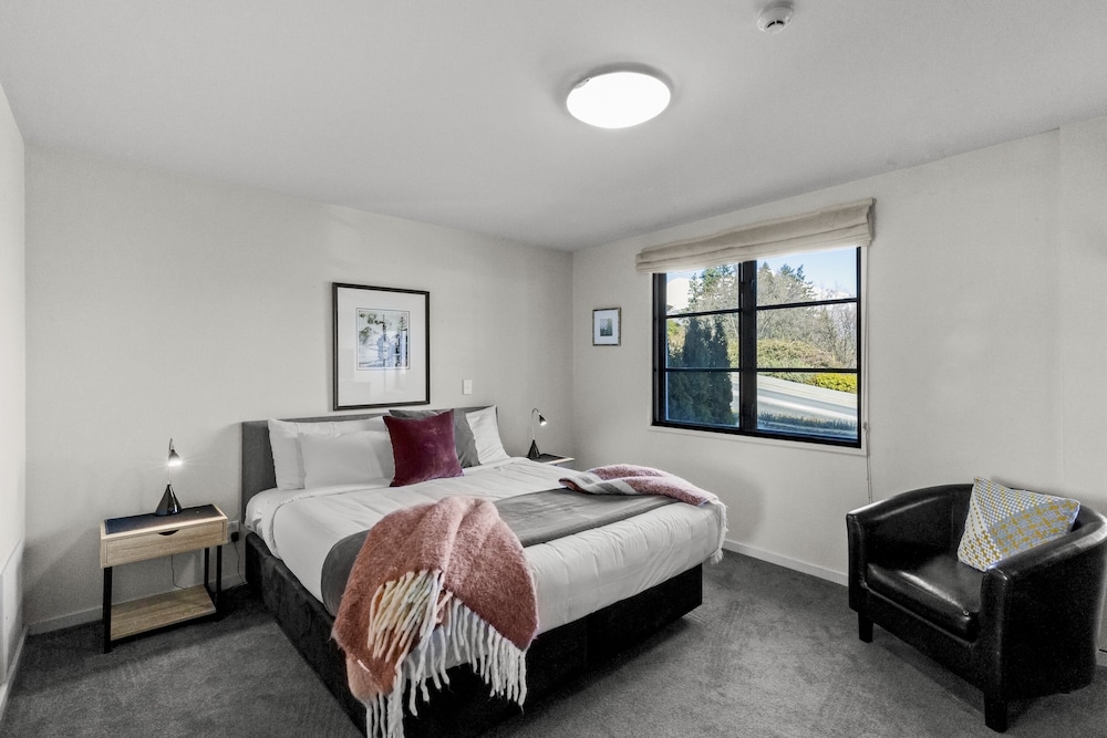 The Glebe Apartments