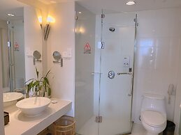 Waika Hotel