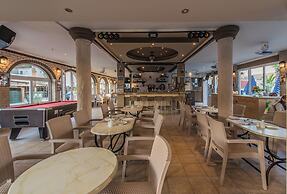 Planos Beach Hotel