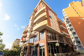 Prince Hotel