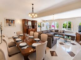 Villa Small Paradise