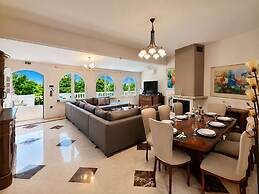 Villa Small Paradise