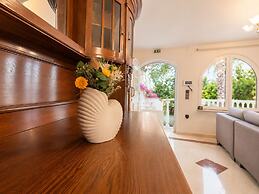 Villa Small Paradise