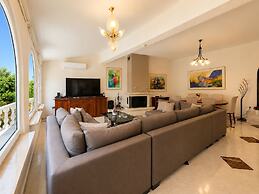 Villa Small Paradise