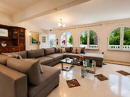 Villa Small Paradise