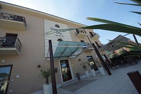 Hotel Dori