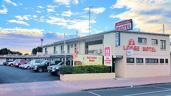 A & A Lodge Motel Emerald