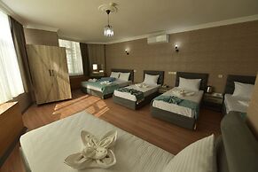 Omega Luxx Hotel - Boutique class