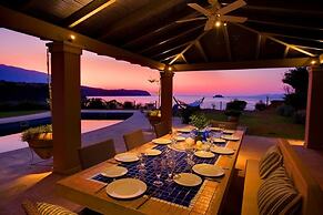 Monambeles Villas
