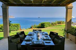 Monambeles Villas