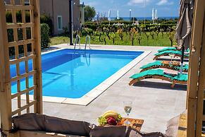 Monambeles Villas