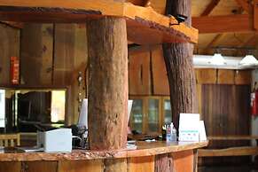 Palo Rosa Lodge