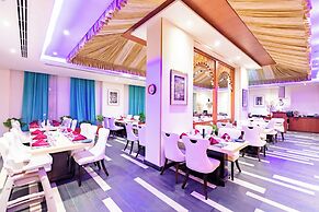 Platinum Hotel