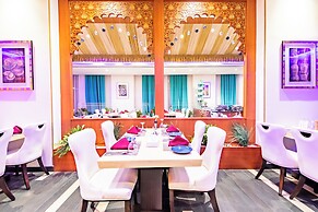 Platinum Hotel